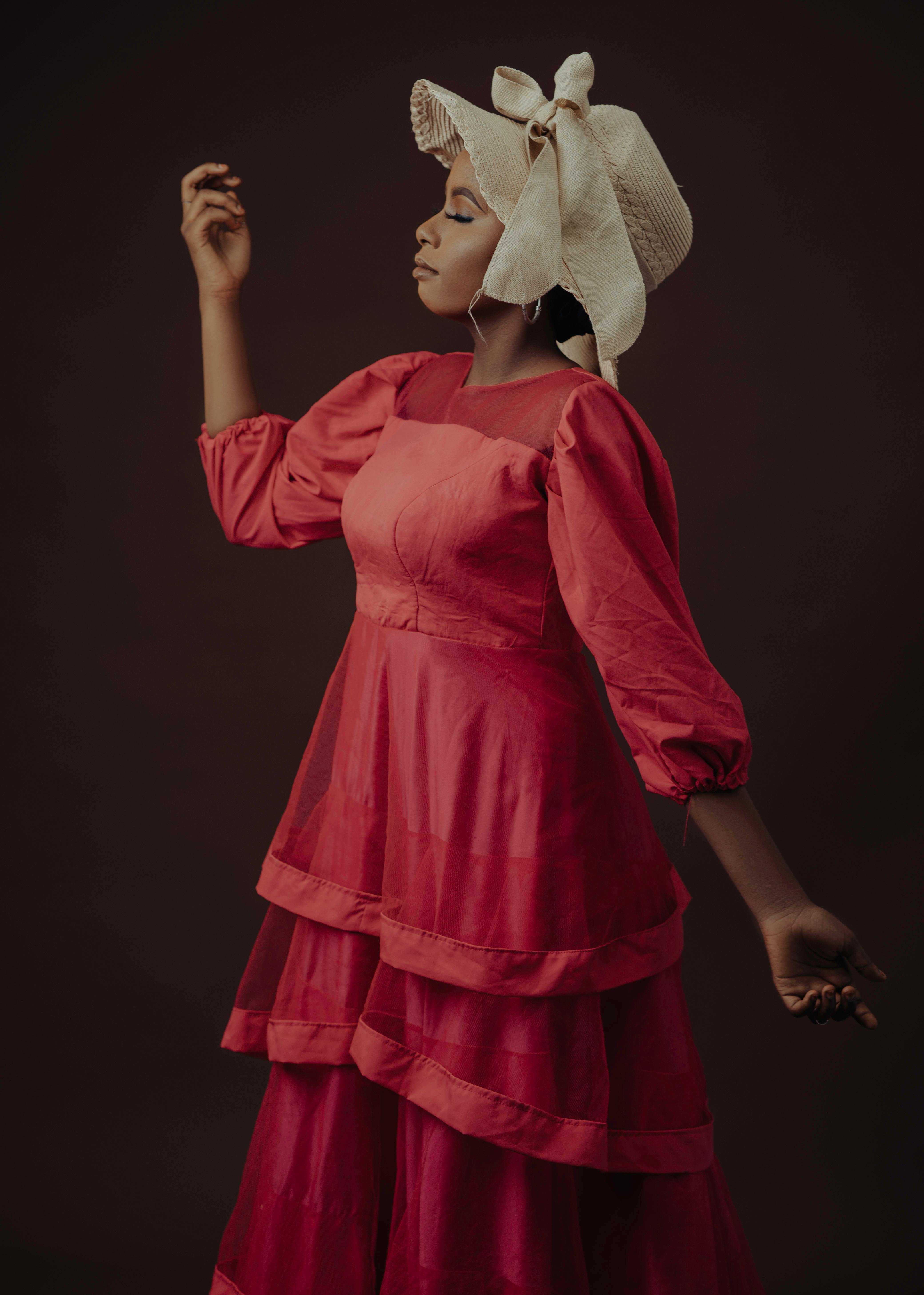 周一的笑点工厂海报